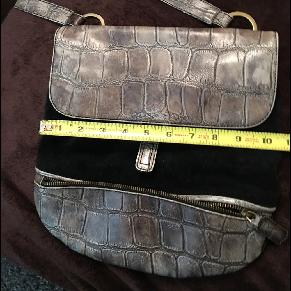 Crossbody bag leather